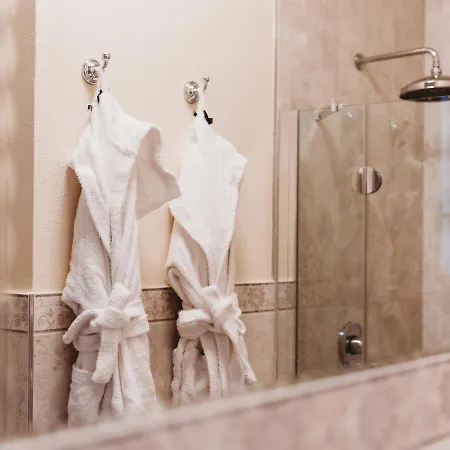 Salotto Delle Arti בית הארחה מודנה