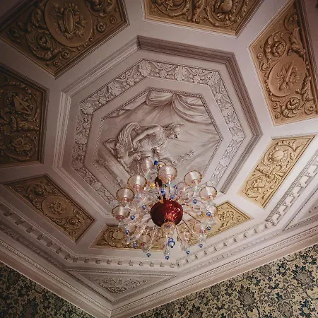 Salotto Delle Arti בית הארחה 4*