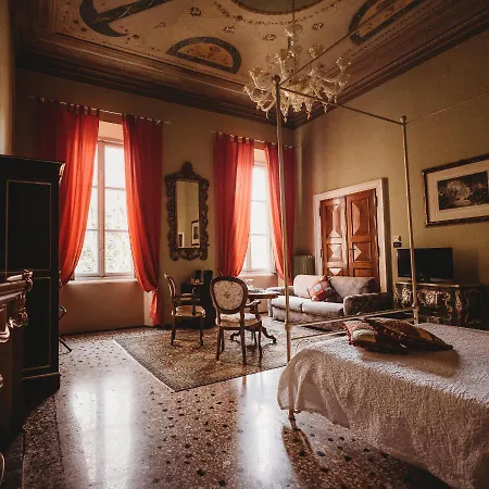 Salotto Delle Arti Vendégház Modena