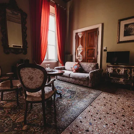 Salotto Delle Arti 2*