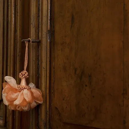 בית הארחה Salotto Delle Arti 4*